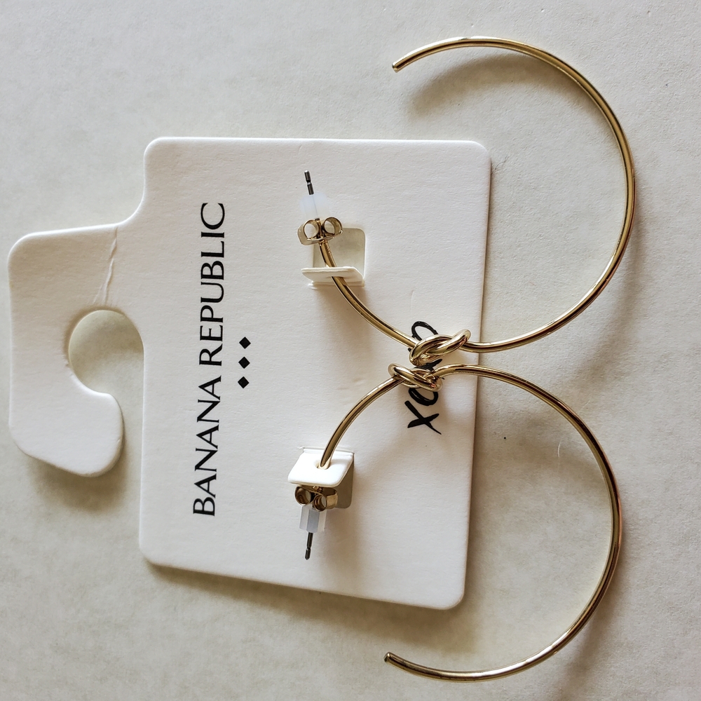 Banana Republic Classic Gold Hoop Earrings